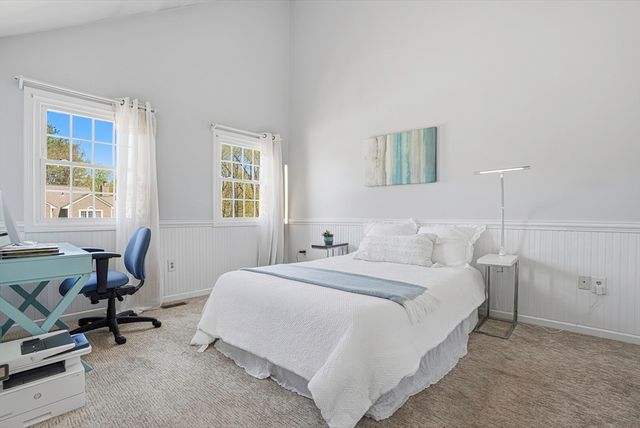 15 Doyle Ln 15, Hopkinton, MA 01748