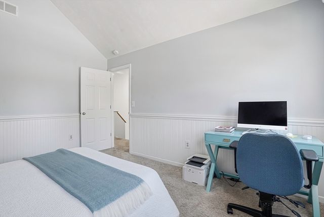 15 Doyle Ln 15, Hopkinton, MA 01748
