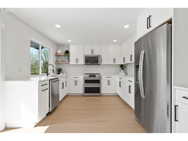 11110 Se EVERGREEN Hwy, Vancouver, WA 98664