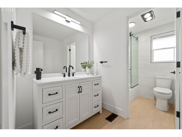 11110 Se EVERGREEN Hwy, Vancouver, WA 98664