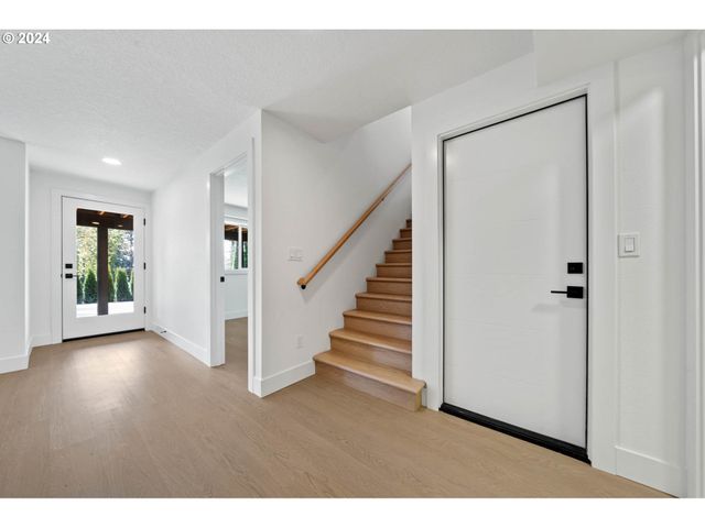 11110 Se EVERGREEN Hwy, Vancouver, WA 98664