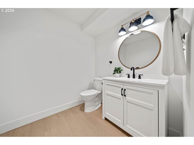 11110 Se EVERGREEN Hwy, Vancouver, WA 98664