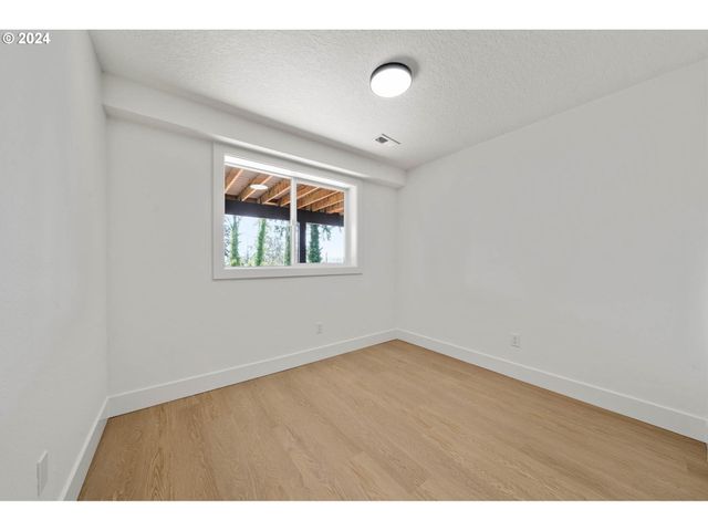 11110 Se EVERGREEN Hwy, Vancouver, WA 98664