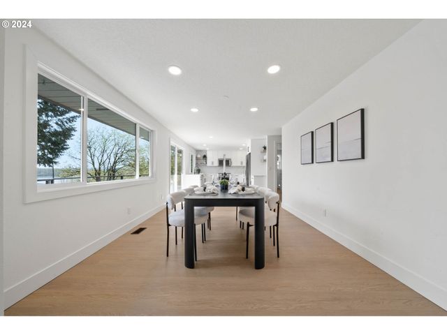 11110 Se EVERGREEN Hwy, Vancouver, WA 98664