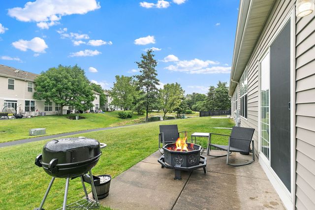 1527 Waterside Drive 1527, Dekalb, IL 60115