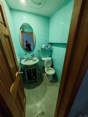 3370 Prince Street C14, Flushing, NY 11354
