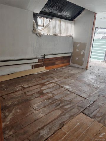 3370 Prince Street C14, Flushing, NY 11354