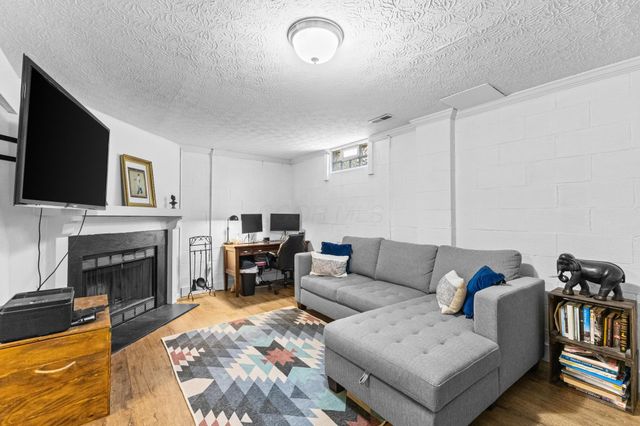1245 Pennsylvania Avenue, Columbus, OH 43201