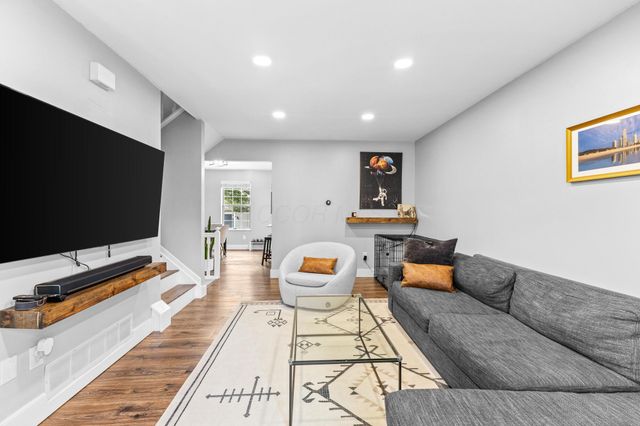 1245 Pennsylvania Avenue, Columbus, OH 43201