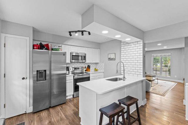 1245 Pennsylvania Avenue, Columbus, OH 43201