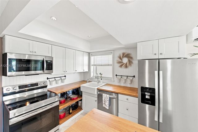 3216 SE 12th St 28, Pompano Beach, FL 33062