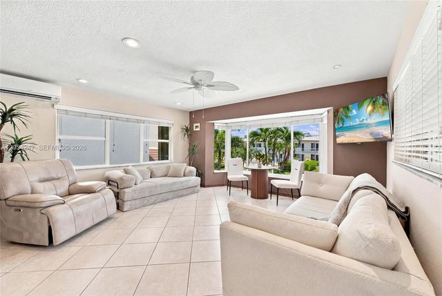 3216 SE 12th St 28, Pompano Beach, FL 33062