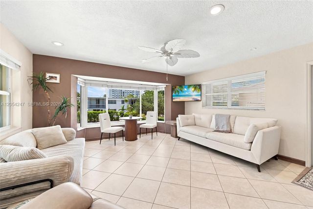 3216 SE 12th St 28, Pompano Beach, FL 33062