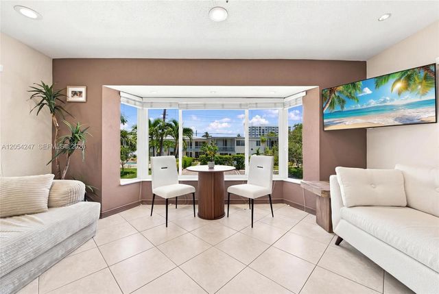 3216 SE 12th St 28, Pompano Beach, FL 33062
