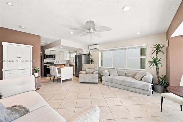 3216 SE 12th St 28, Pompano Beach, FL 33062