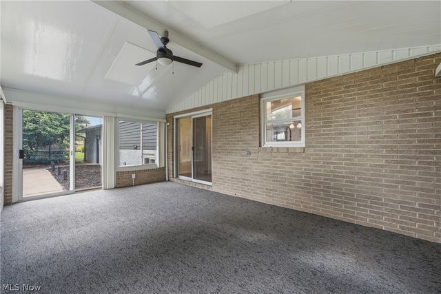 7474 Woodcrest Avenue NE, Canton, OH 44721