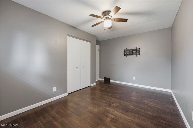 7474 Woodcrest Avenue NE, Canton, OH 44721