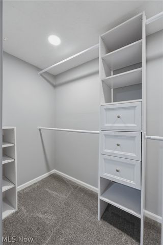 7474 Woodcrest Avenue NE, Canton, OH 44721