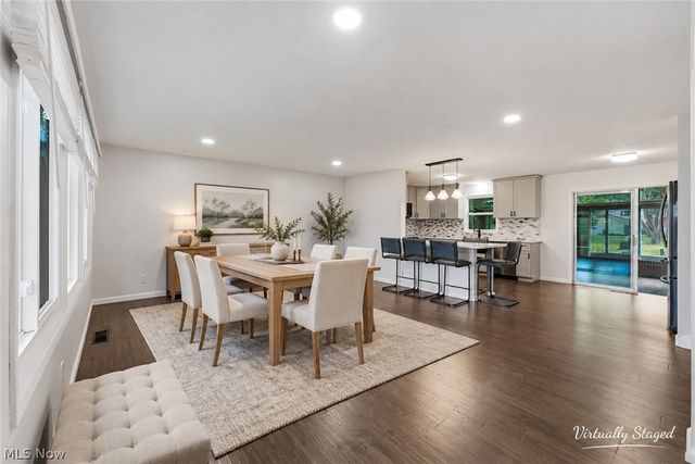 7474 Woodcrest Avenue NE, Canton, OH 44721