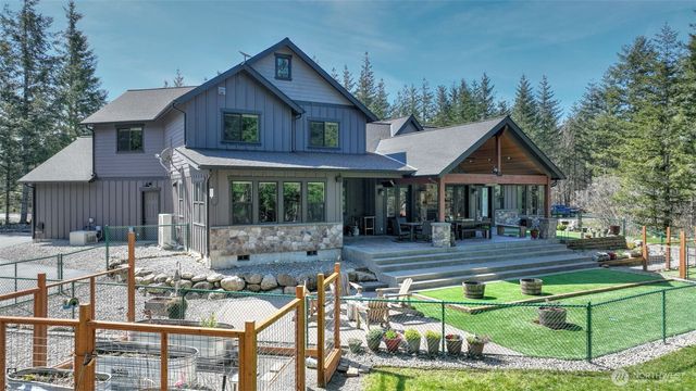 29220 305th Court SE, Ravensdale, WA 98051