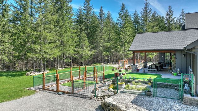 29220 305th Court SE, Ravensdale, WA 98051