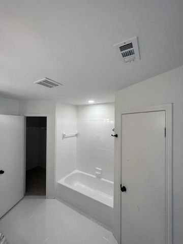 11612 Ruffed Grouse DR, Austin, TX 78758