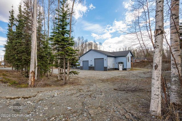 5960 W Hollywood Road, Wasilla, AK 99623
