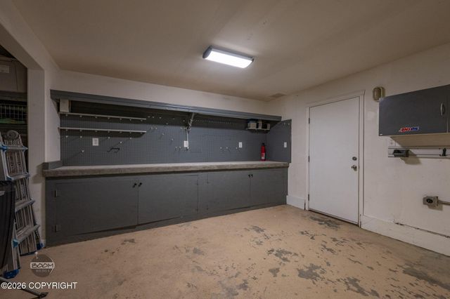 5960 W Hollywood Road, Wasilla, AK 99623
