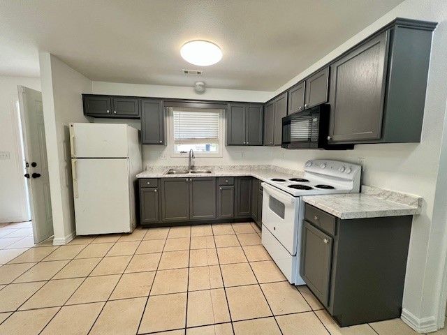 364 E 7th 4, Fayetteville, AR 72701
