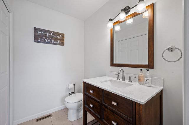 2 Melody Terrace, Dover, NH 03820