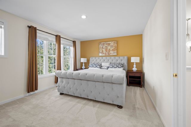 2 Melody Terrace, Dover, NH 03820