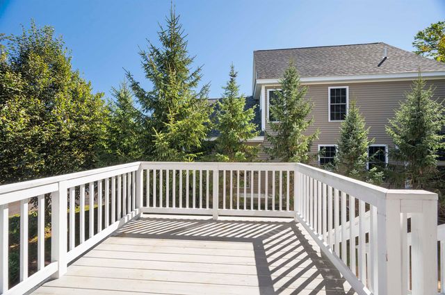 2 Melody Terrace, Dover, NH 03820