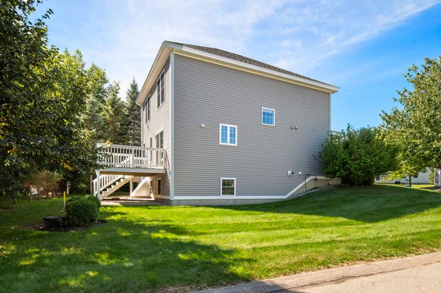 2 Melody Terrace, Dover, NH 03820