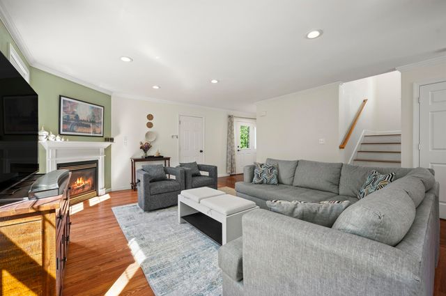 2 Melody Terrace, Dover, NH 03820