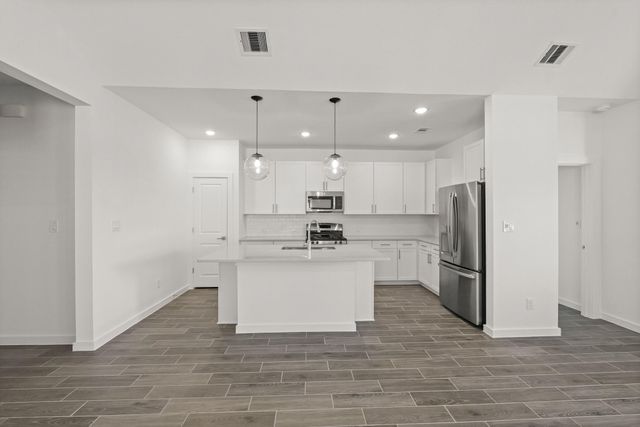 363 West Rose Marie Lane, Montgomery, TX 77356