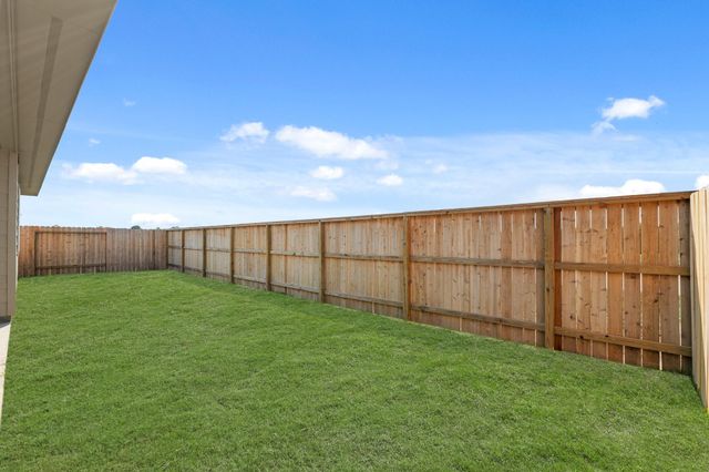 363 West Rose Marie Lane, Montgomery, TX 77356