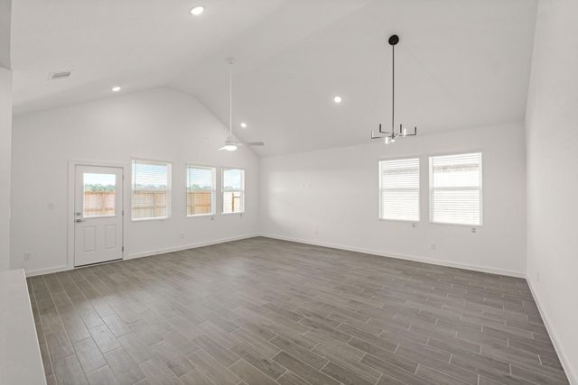 363 West Rose Marie Lane, Montgomery, TX 77356