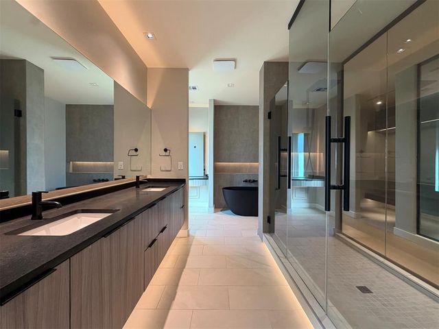 9321 SW 33rd Place, Oklahoma City, OK 73179