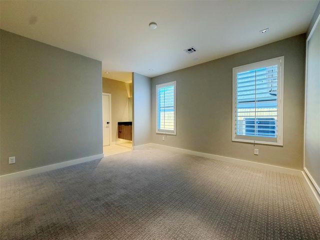 9321 SW 33rd Place, Oklahoma City, OK 73179