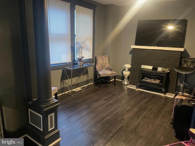 4220 HAMILTON AVE, Baltimore, MD 21206