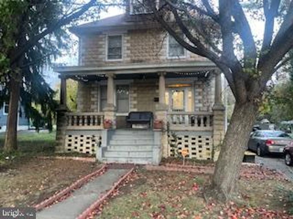 4220 HAMILTON AVE, Baltimore, MD 21206