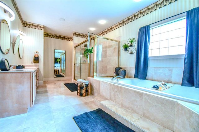 7266 Meeker Creek Drive, Butler Twp, OH 45414