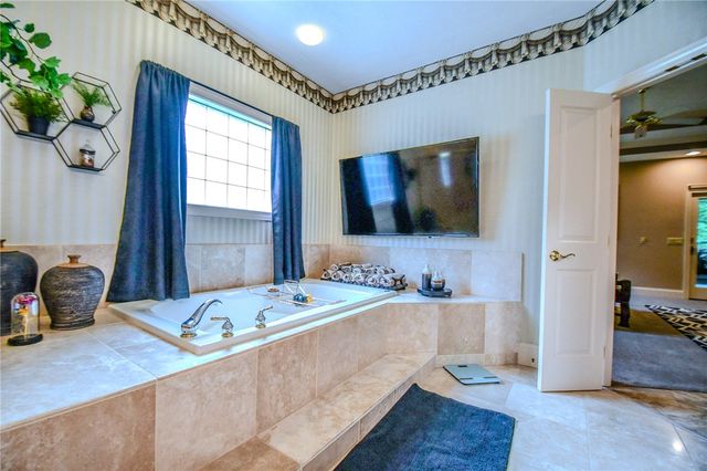 7266 Meeker Creek Drive, Butler Twp, OH 45414