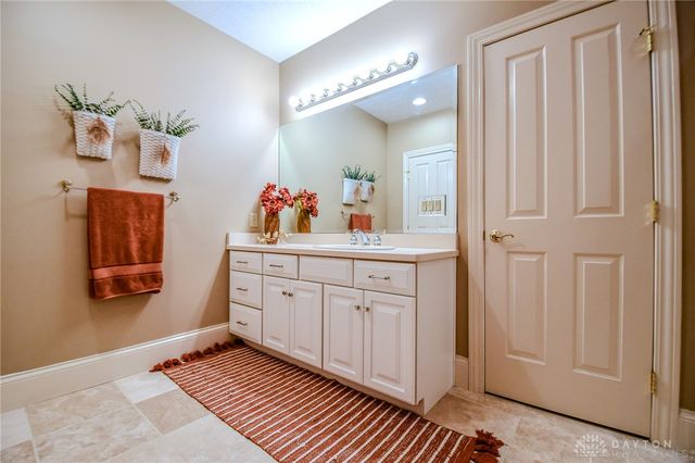 7266 Meeker Creek Drive, Butler Twp, OH 45414