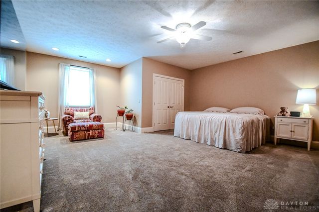 7266 Meeker Creek Drive, Butler Twp, OH 45414