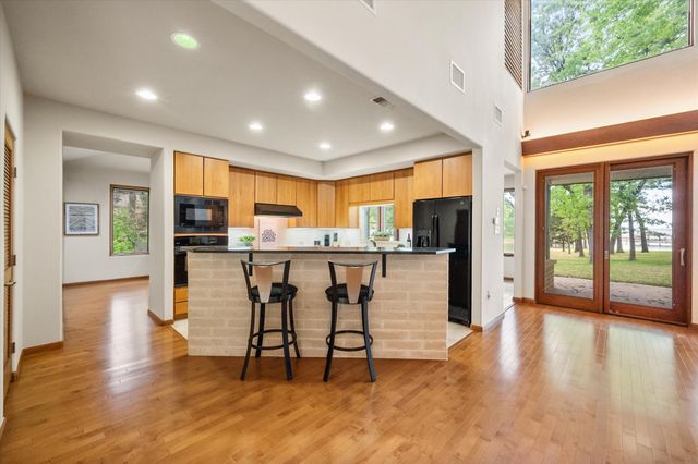 301 Bentwood Circle, Corsicana, TX 75109