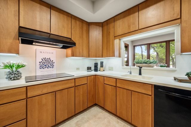 301 Bentwood Circle, Corsicana, TX 75109