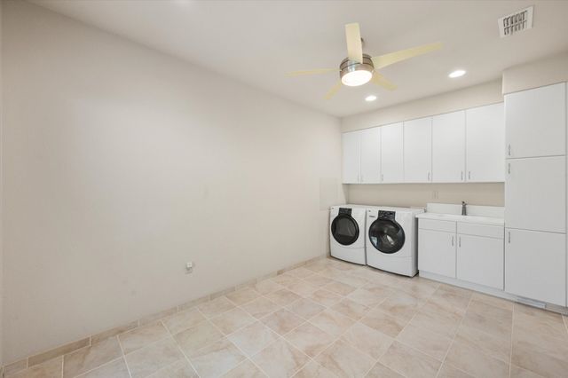 301 Bentwood Circle, Corsicana, TX 75109