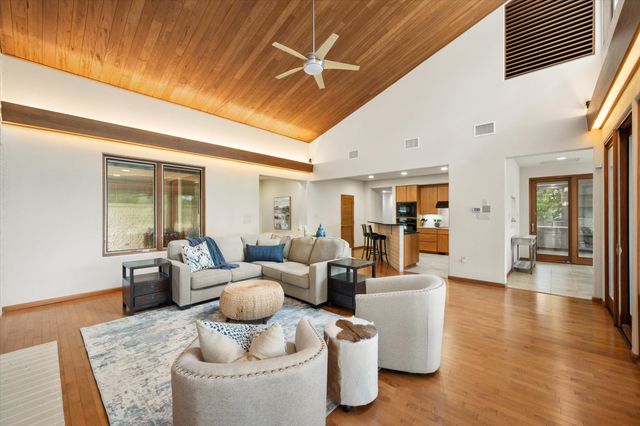 301 Bentwood Circle, Corsicana, TX 75109