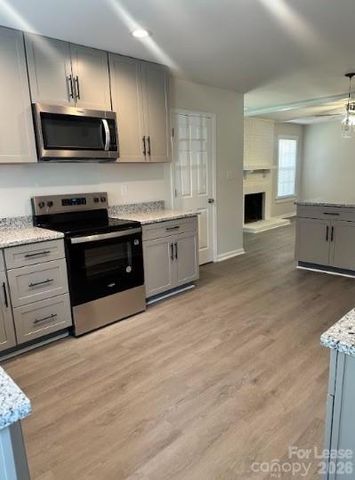 6525 Harrisburg Road, Charlotte, NC 28227